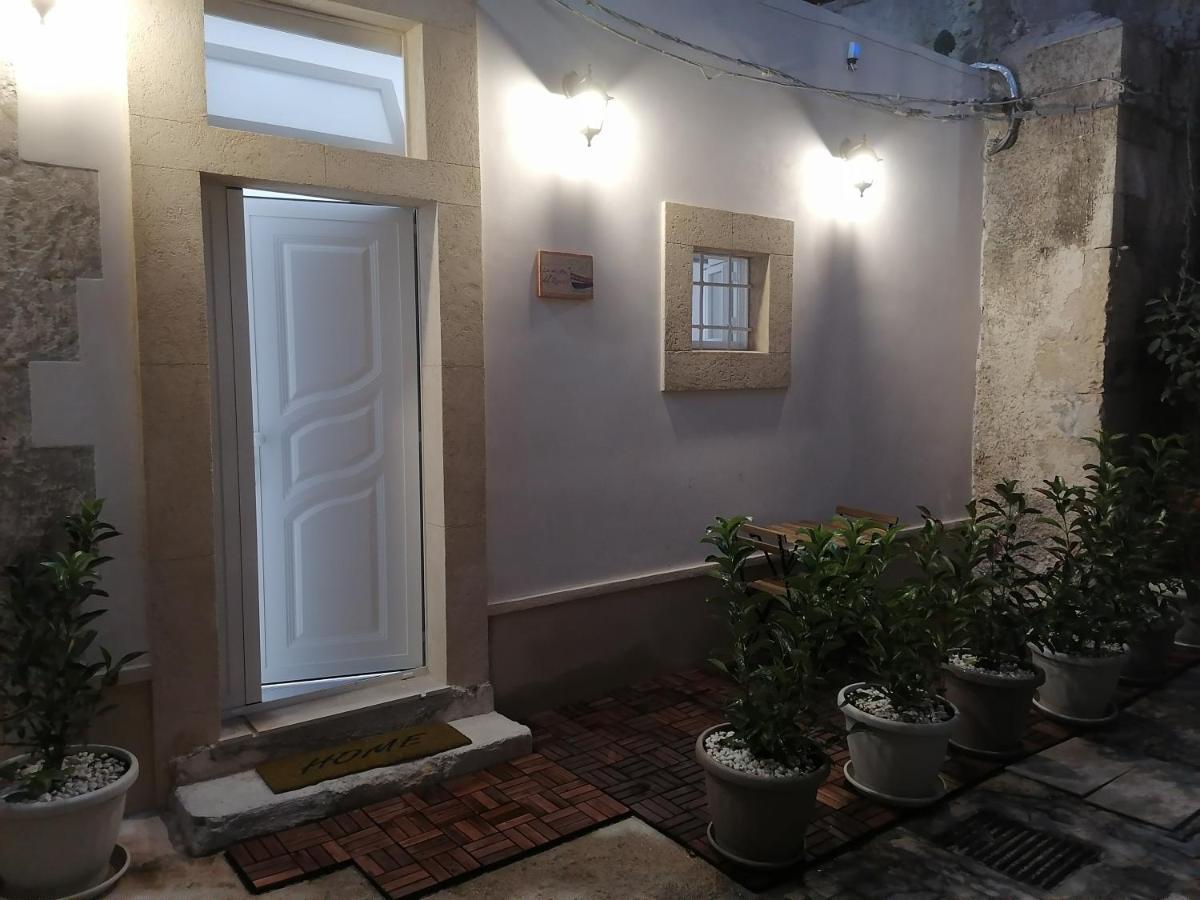 La Casetta Del Ronco1 Ortigia Syracuse Luaran gambar