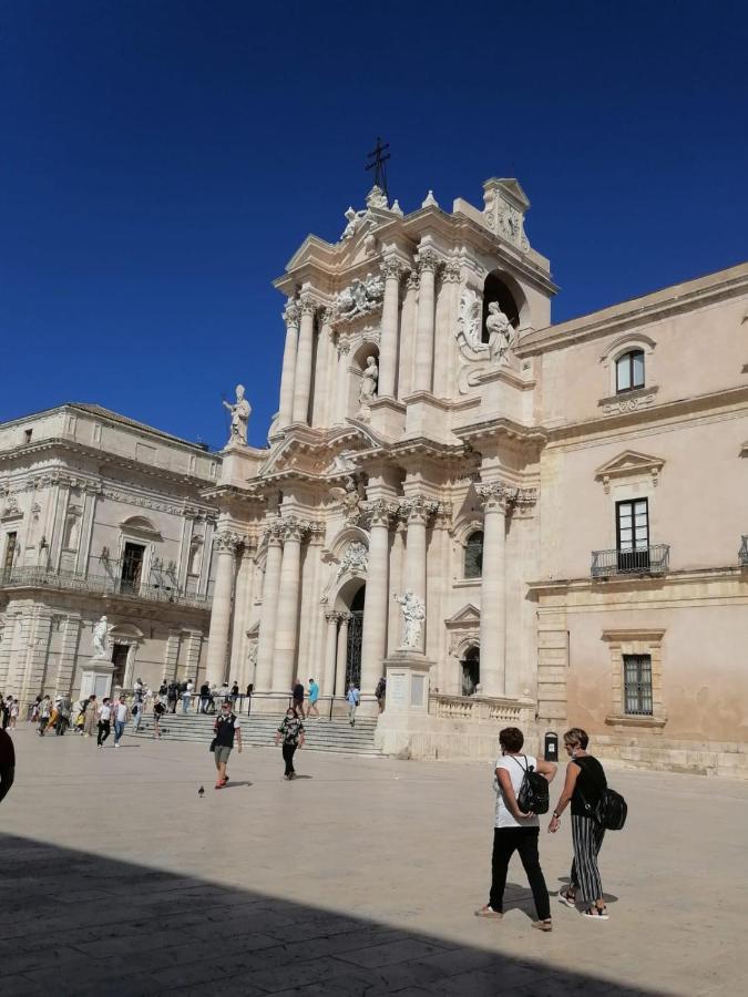 La Casetta Del Ronco1 Ortigia Syracuse Luaran gambar