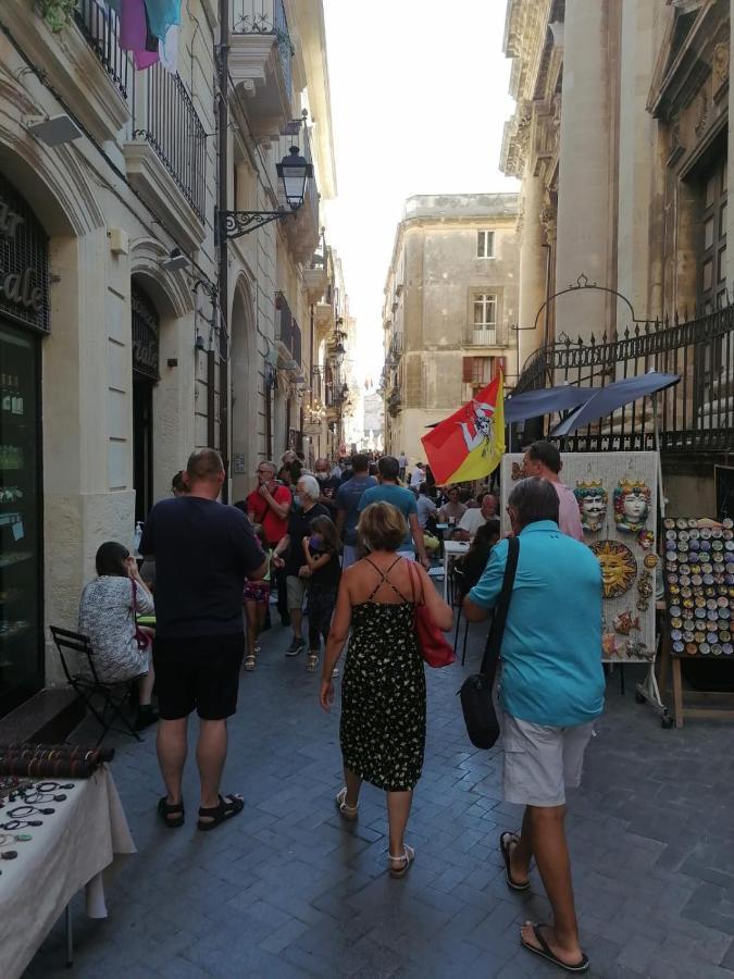 La Casetta Del Ronco1 Ortigia Syracuse Luaran gambar